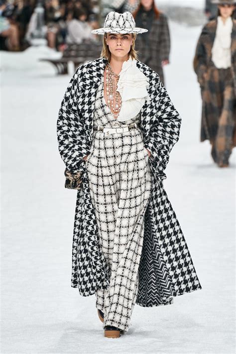 chanel long dress 2019|Chanel fashion show.